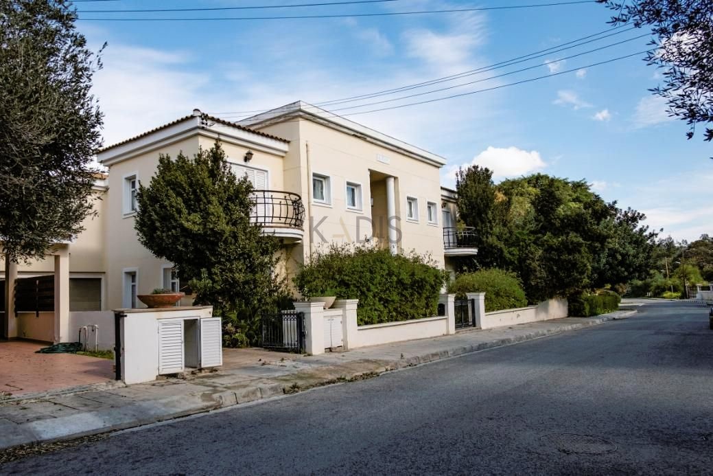 5 Bedroom House for Sale in Aglantzia, Nicosia District