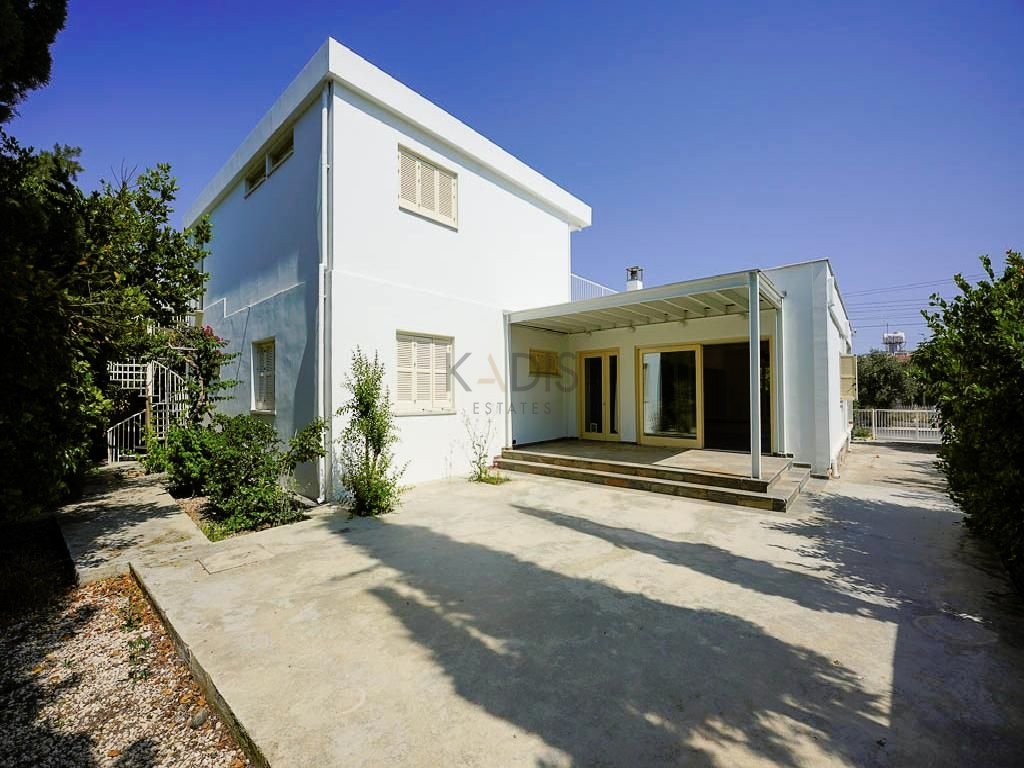 4 Bedroom House for Sale in Nicosia – Agios Andreas