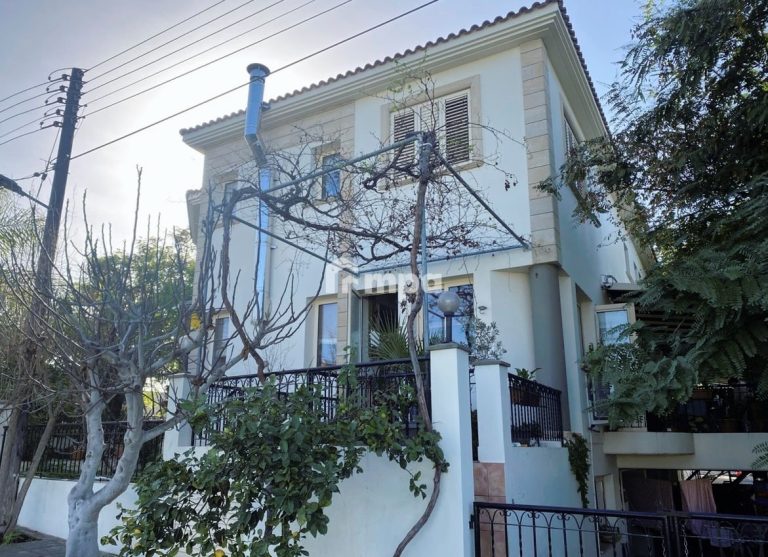 4 Bedroom House for Sale in Latsia, Nicosia District