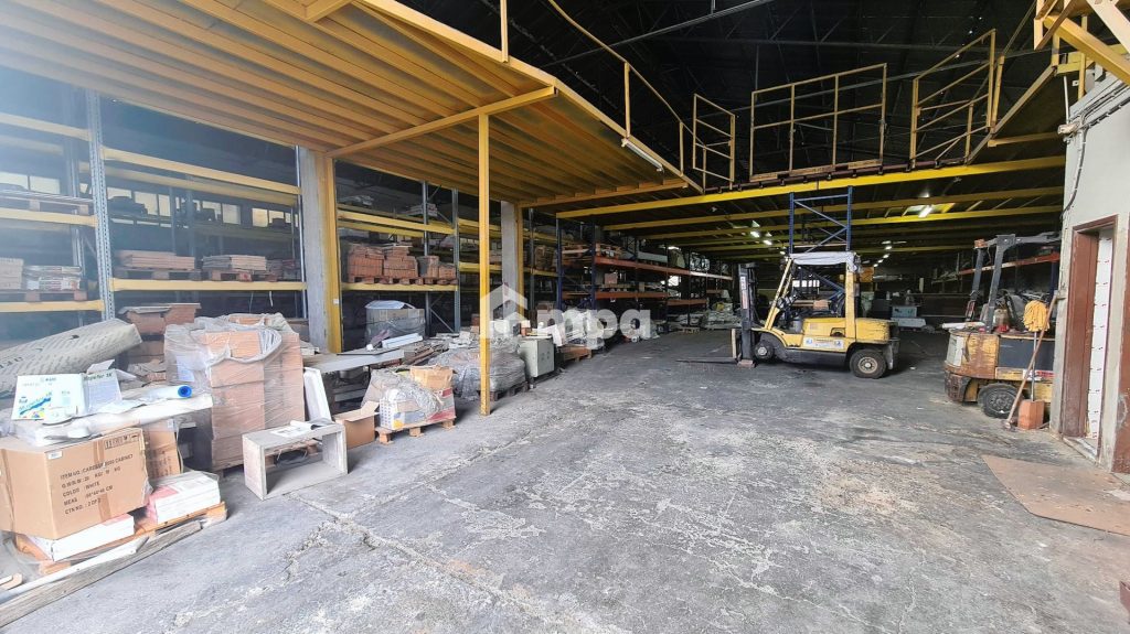 1800m² Commercial for Sale in Nicosia District