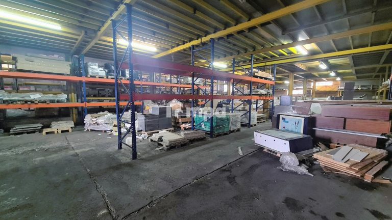 1800m² Commercial for Sale in Nicosia District