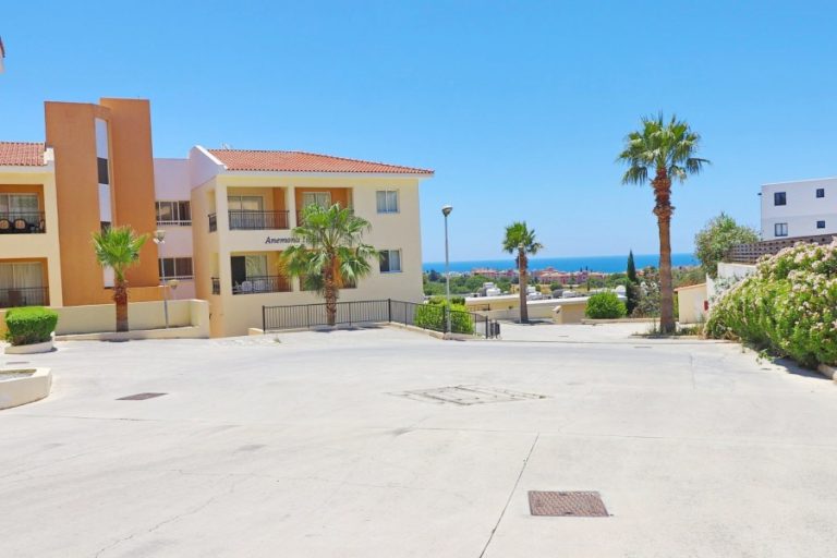 2 Bedroom Apartment for Sale in Chlorakas, Paphos District