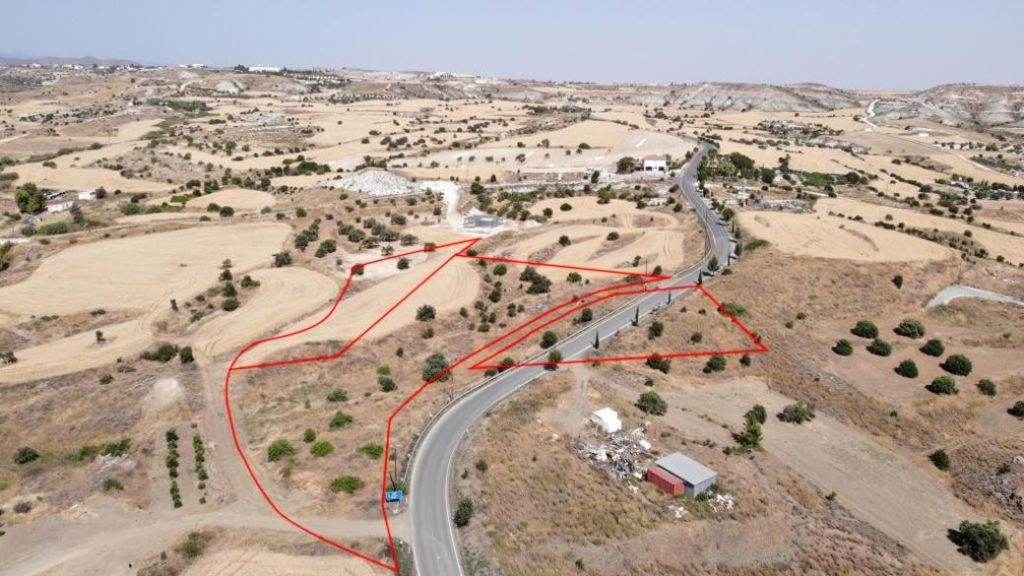 12,538m² Plot for Sale in Analiontas (Kataliontas), Nicosia District