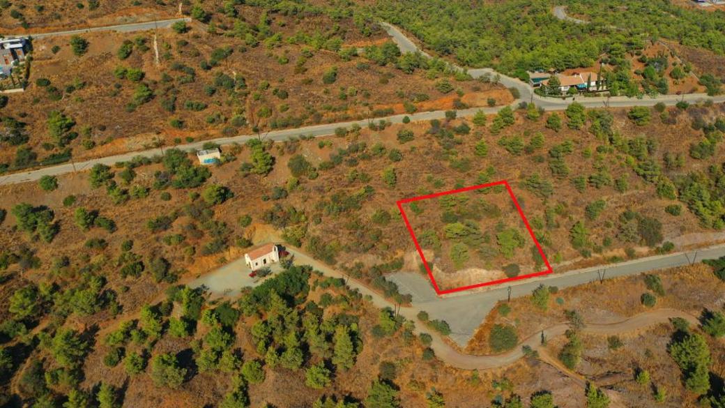 1,600m² Residential Plot for Sale in Kornos, Larnaca District