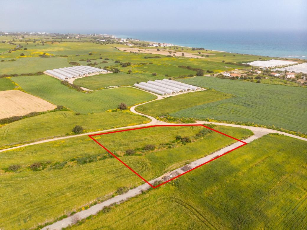 3,292m² Residential Plot for Sale in Maroni, Larnaca District