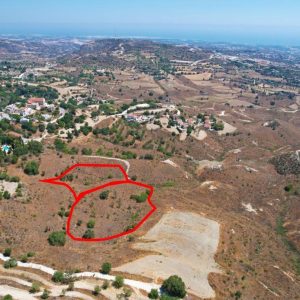 6,820m² Plot for Sale in Armou, Paphos District