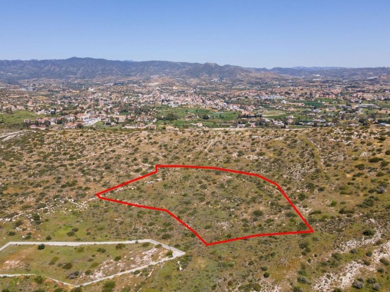 13,044m² Commercial Plot for Sale in Pyrgos Lemesou, Limassol District