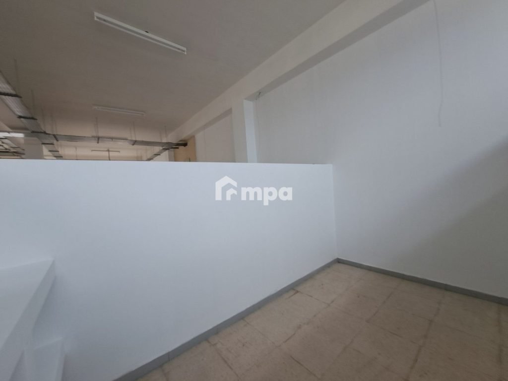 950m² Office for Rent in Latsia, Nicosia District