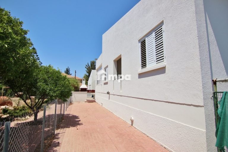 3 Bedroom House for Rent in Strovolos, Nicosia District