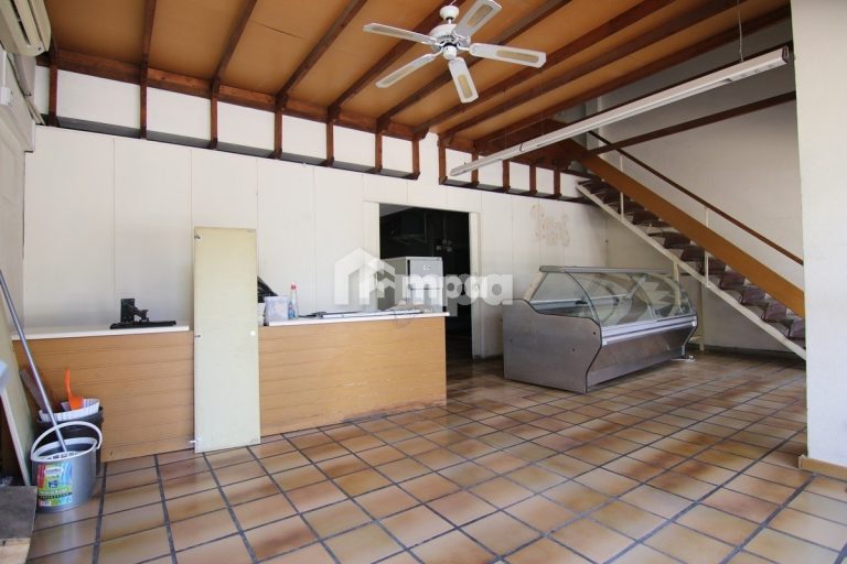 80m² Commercial for Rent in Strovolos, Nicosia District