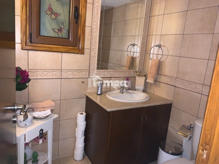 4 Bedroom House for Rent in Tseri, Nicosia District