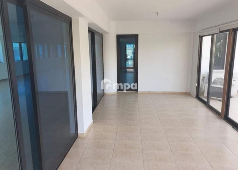 180m² Office for Rent in Nicosia District