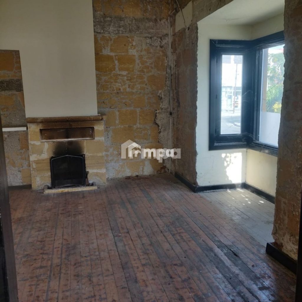 180m² Commercial for Rent in Nicosia – Agios Antonios