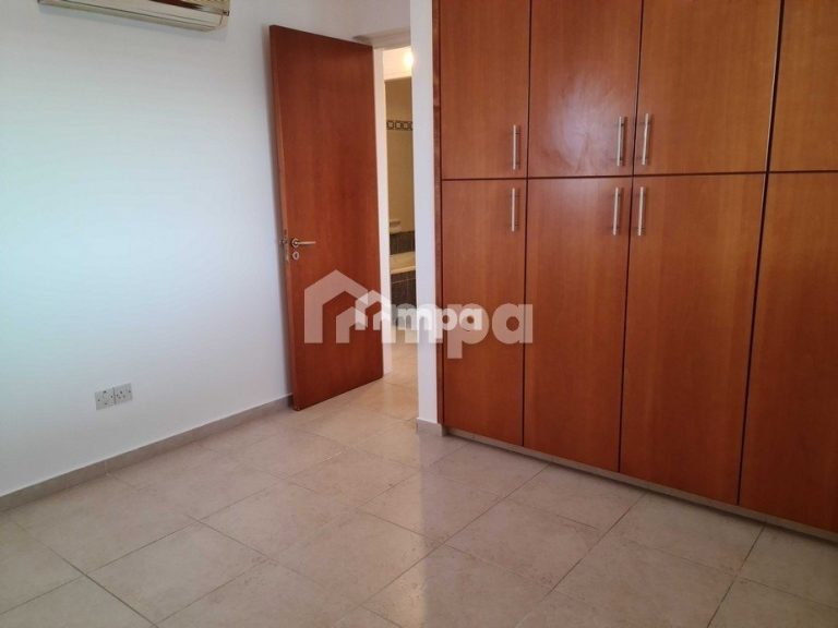 2 Bedroom Apartment for Rent in Agios Dometios, Nicosia District