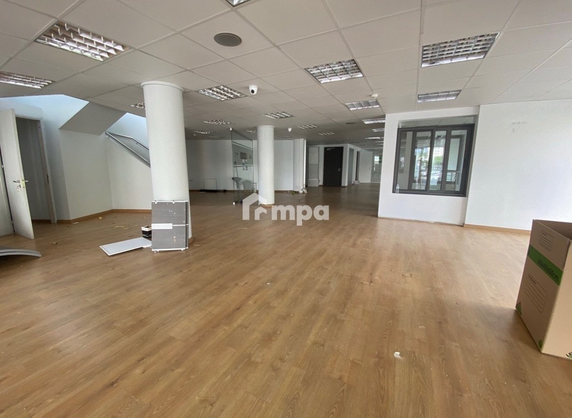 413m² Commercial for Rent in Strovolos, Nicosia District