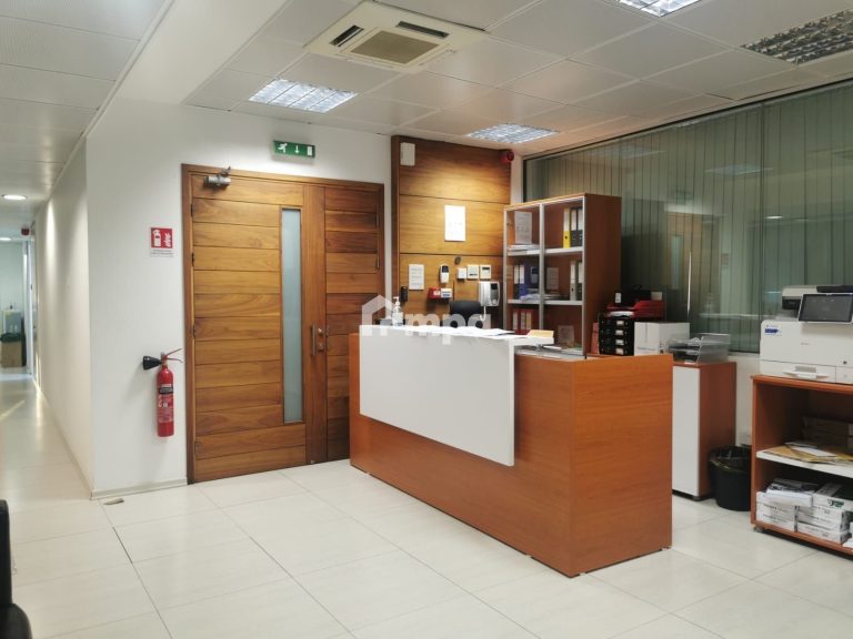 369m² Office for Rent in Strovolos, Nicosia District