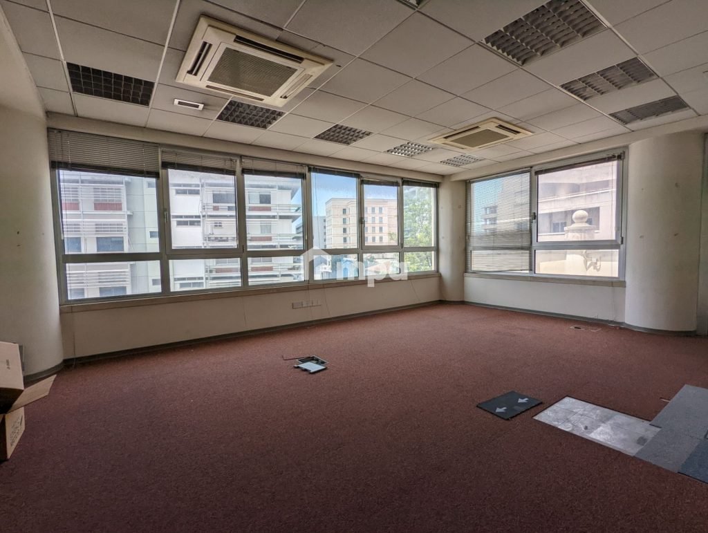 349m² Office for Rent in Nicosia District