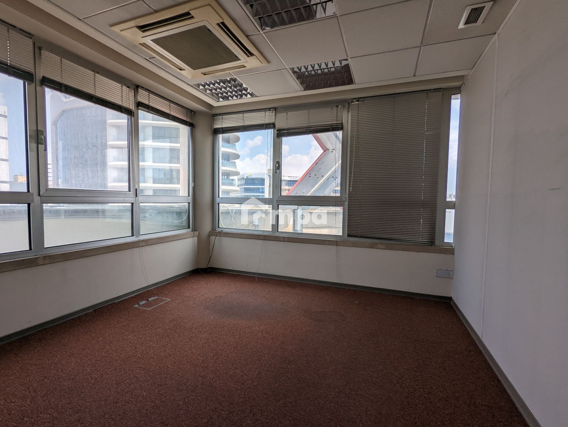 349m² Office for Rent in Nicosia District