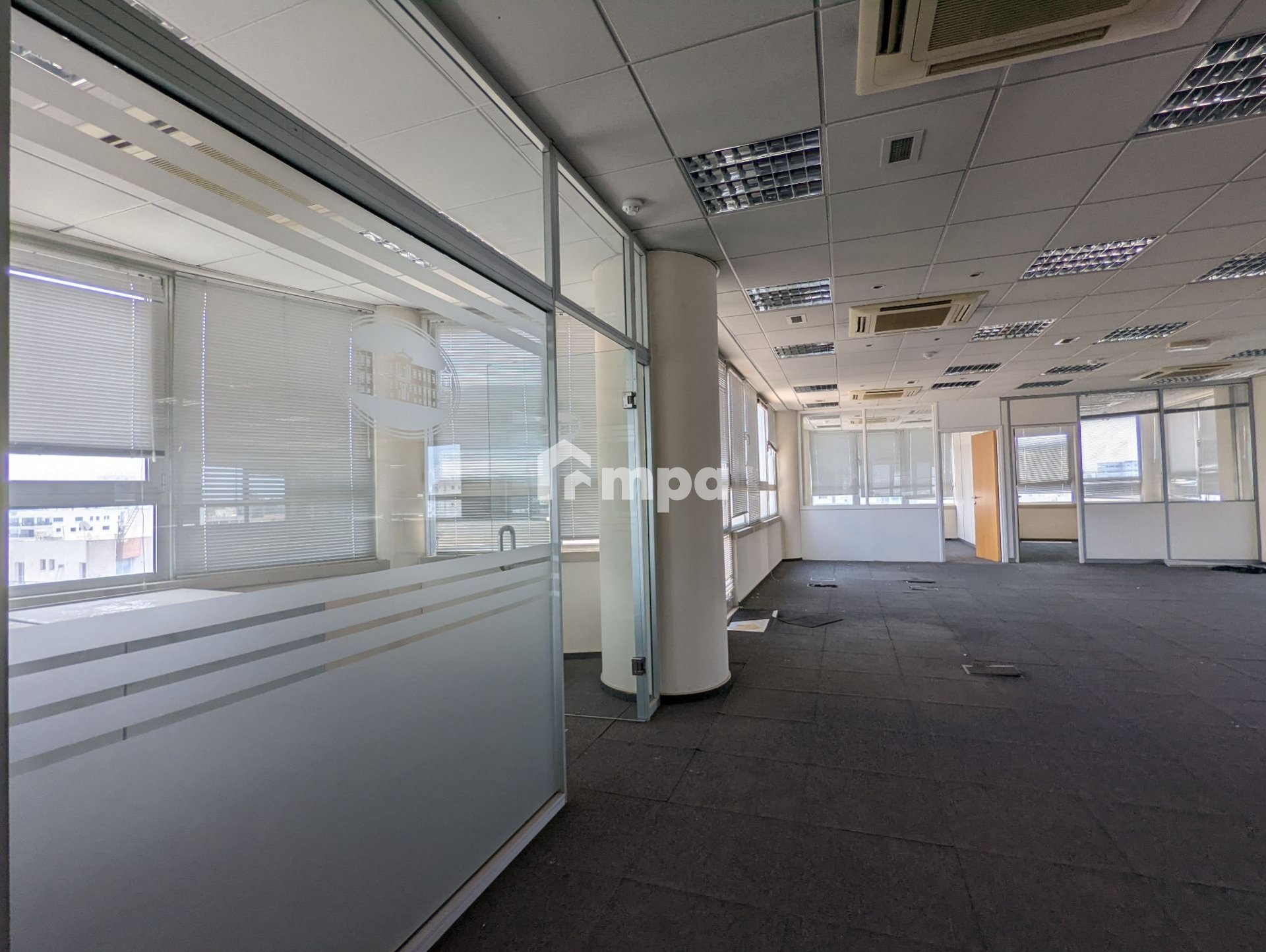 300m² Office for Rent in Nicosia District