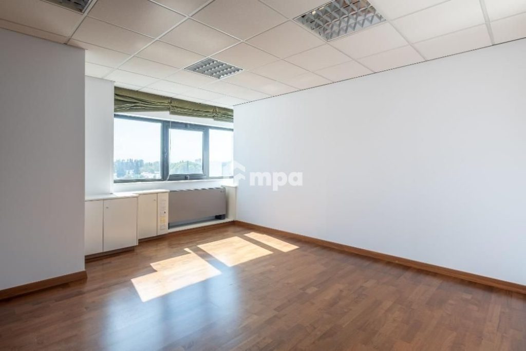 238m² Office for Rent in Agioi Omologites, Nicosia District