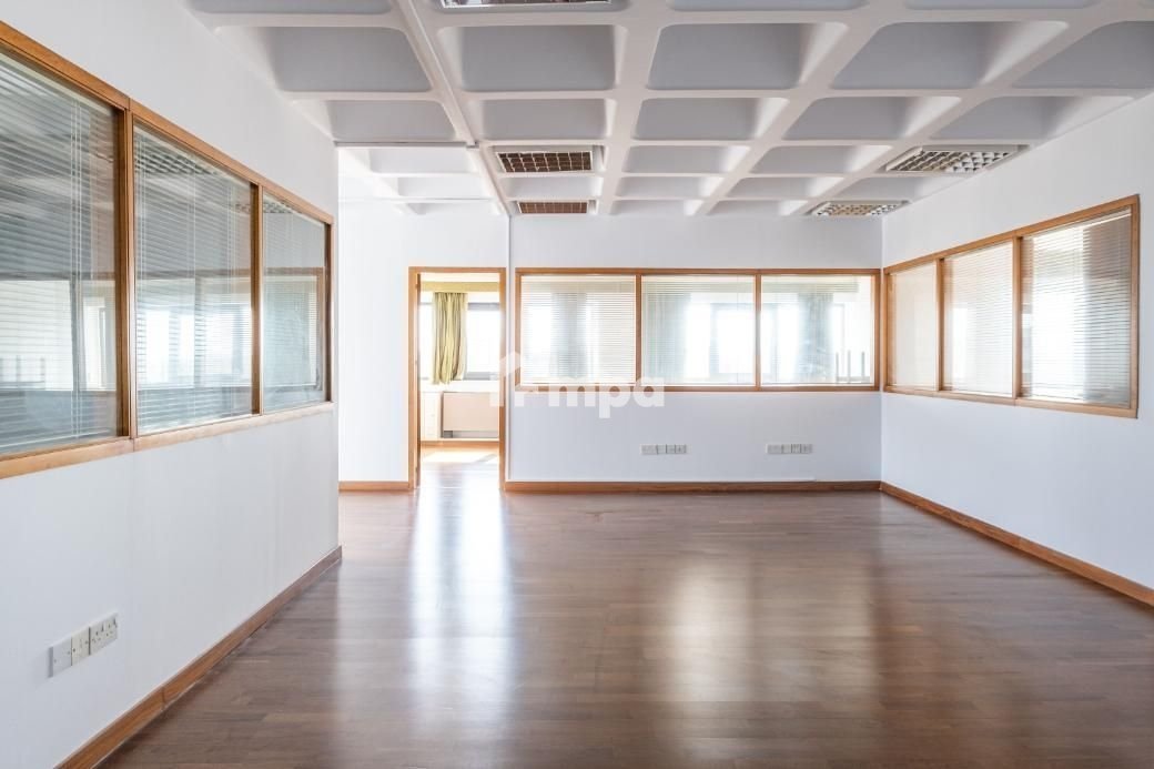 238m² Office for Rent in Agioi Omologites, Nicosia District
