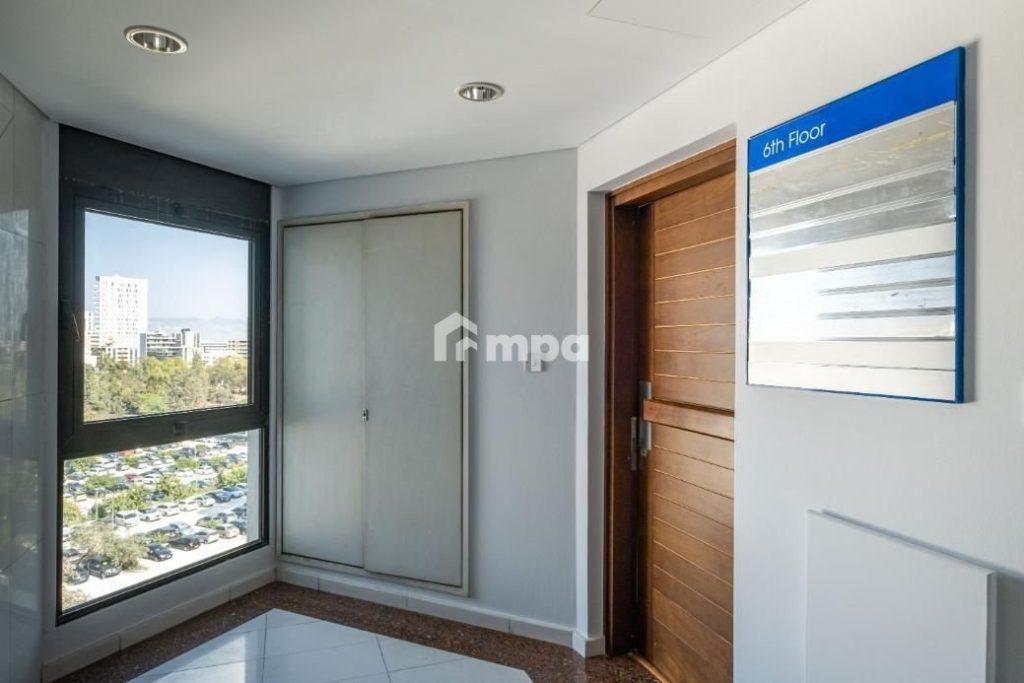 238m² Office for Rent in Agioi Omologites, Nicosia District