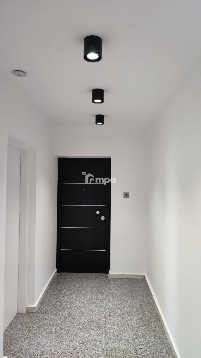 Γραφείο 12m² προς ενοικίαση στην Επαρχία Λευκωσίας