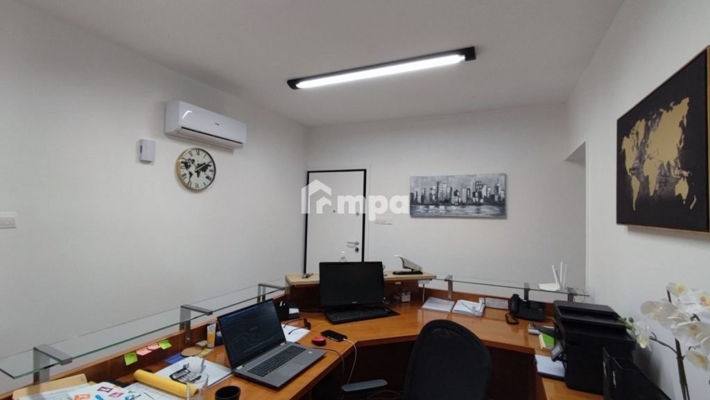 25m² Office for Rent in Nicosia District
