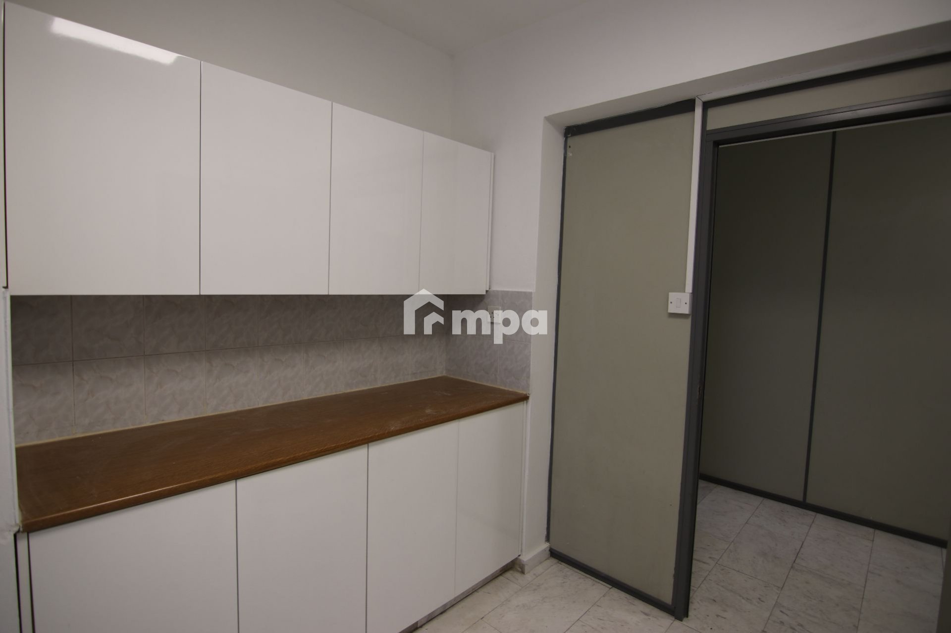 254m² Office for Rent in Nicosia District