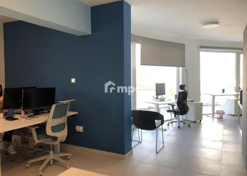 668m² Office for Rent in Meneou, Larnaca District
