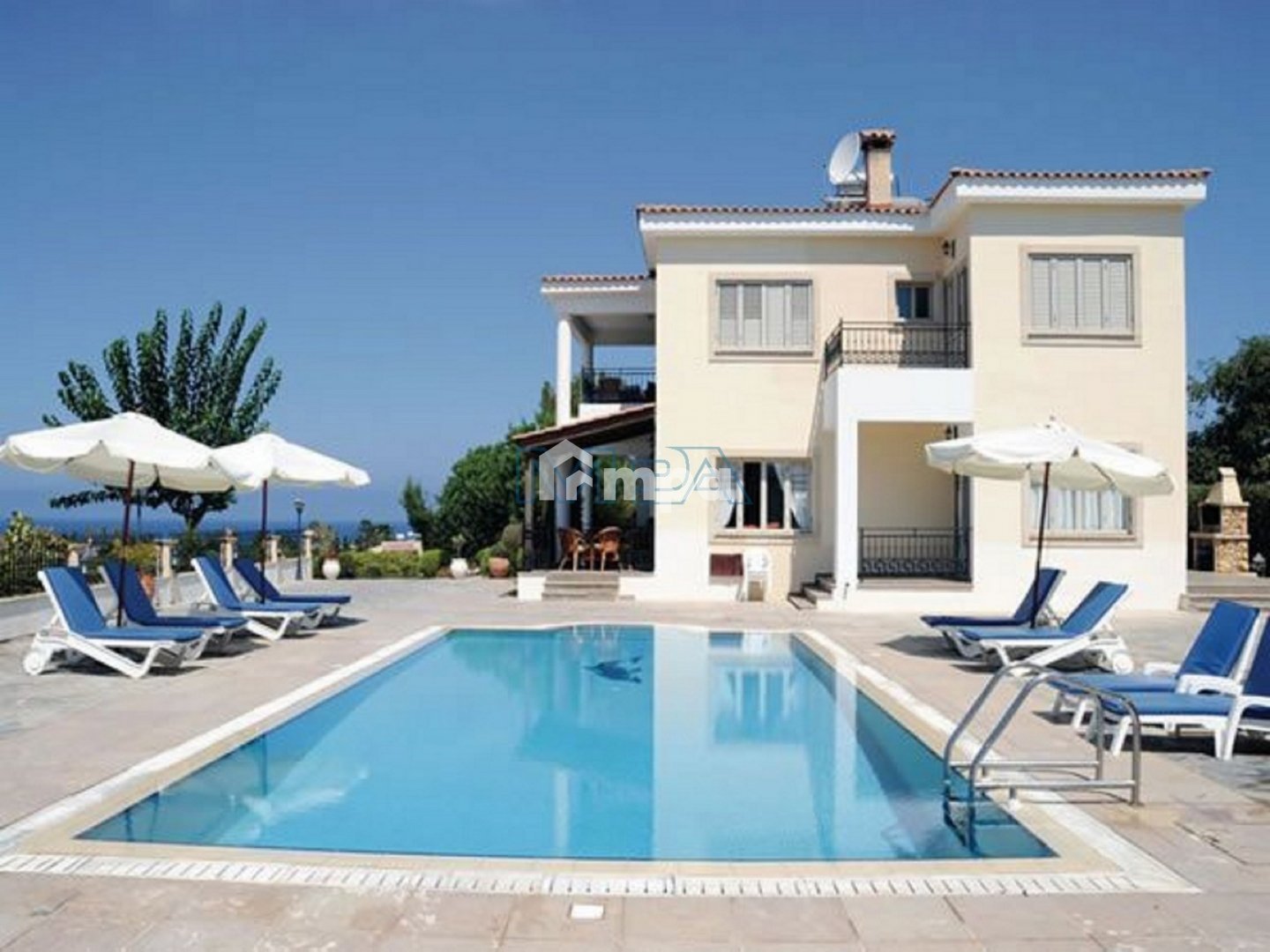 4 Bedroom House for Sale in Argaka, Paphos District