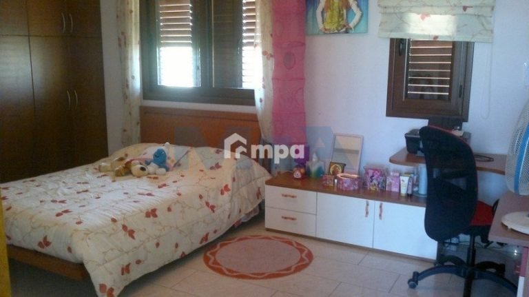 4 Bedroom House for Sale in Lakatamia, Nicosia District