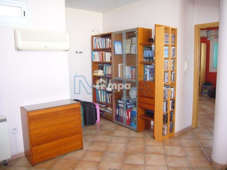 3 Bedroom House for Sale in Nicosia – Kaimakli