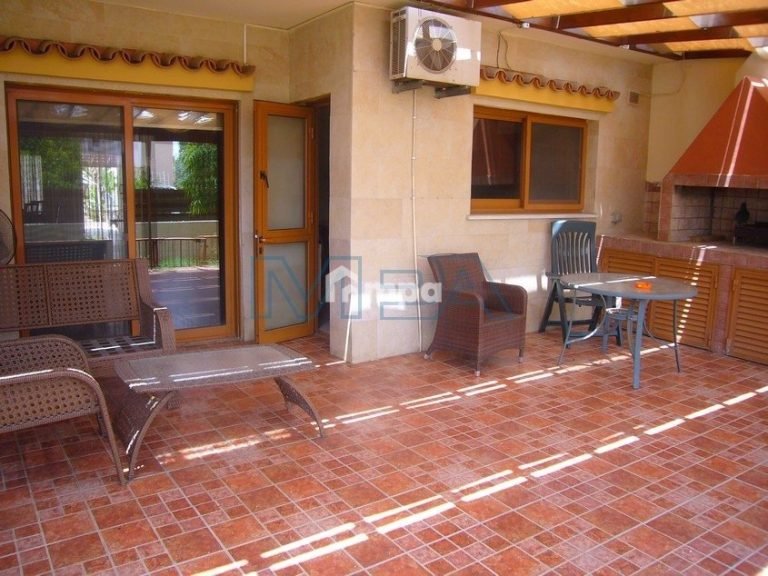 4 Bedroom House for Sale in Strovolos, Nicosia District