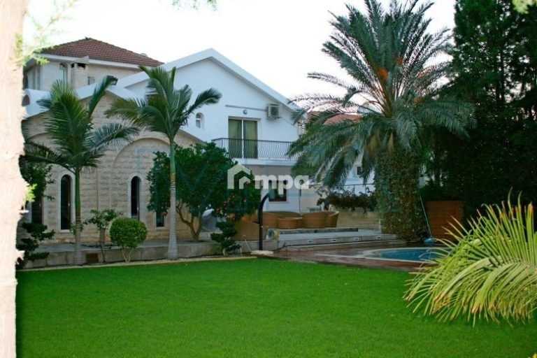5 Bedroom House for Sale in Nicosia District