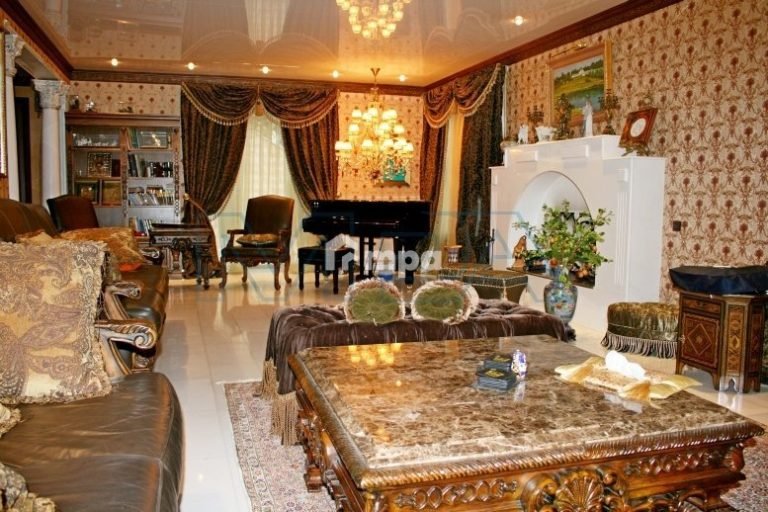 5 Bedroom House for Sale in Nicosia District