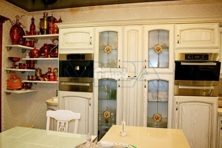 5 Bedroom House for Sale in Nicosia District
