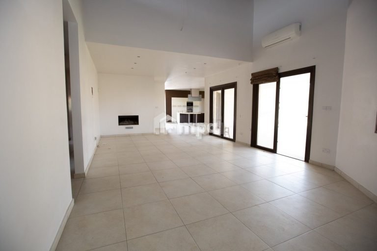 4 Bedroom House for Sale in Maroni, Larnaca District