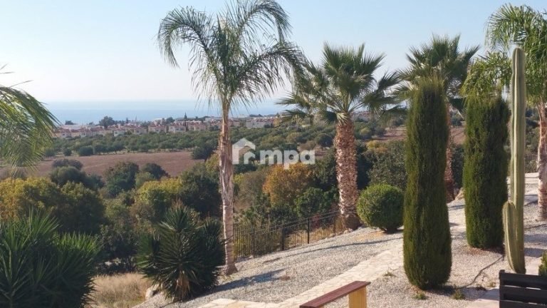 2 Bedroom Apartment for Sale in Mesa Chorio, Paphos District