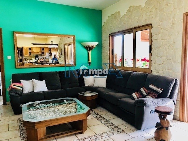 Cheap Houses and Villas for Sale Nicosia up to 1000000 euro