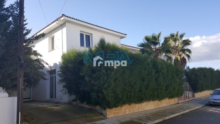 5 Bedroom House for Sale in Nicosia District