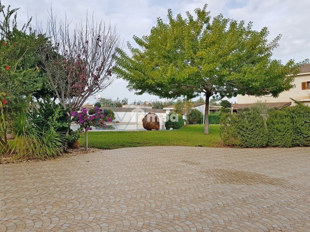 4 Bedroom House for Sale in Agioi Trimithias, Nicosia District