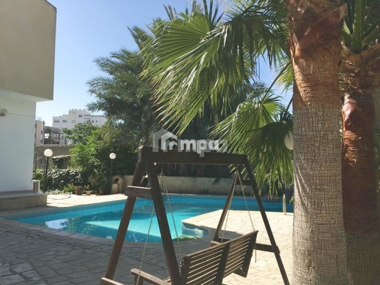 Cheap Houses and Villas for Sale Nicosia up to 800000 euro