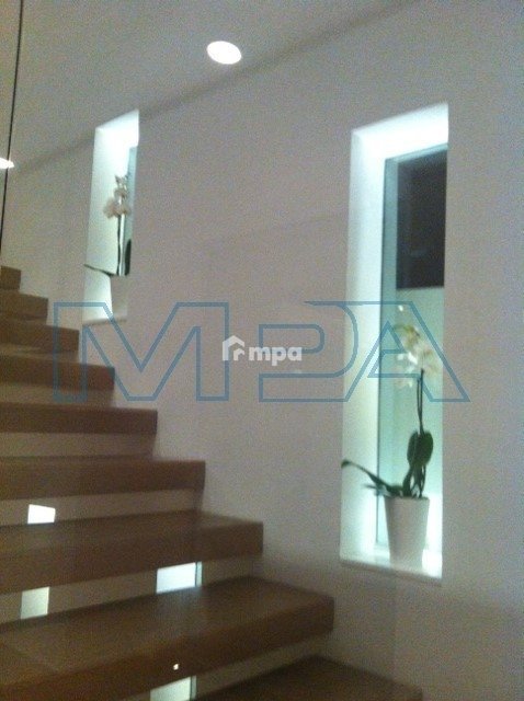 5 Bedroom House for Sale in Strovolos, Nicosia District