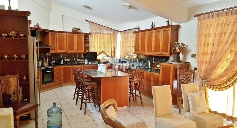 5 Bedroom House for Sale in Nicosia District