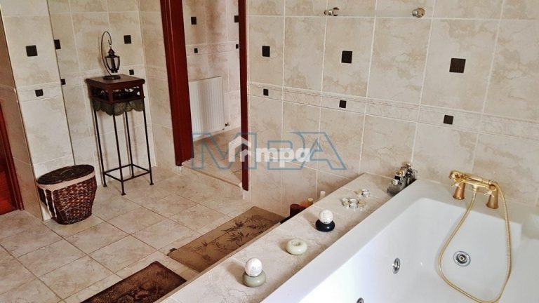 5 Bedroom House for Sale in Nicosia District