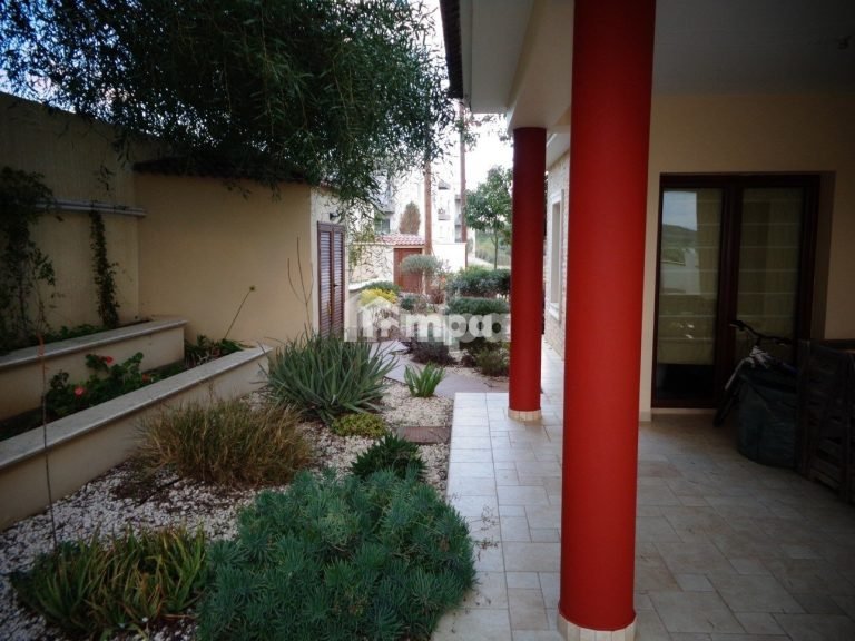 6+ Bedroom House for Sale in Tseri, Nicosia District