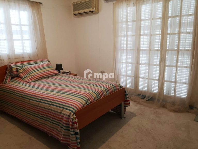 4 Bedroom House for Sale in Makedonitissa, Nicosia District