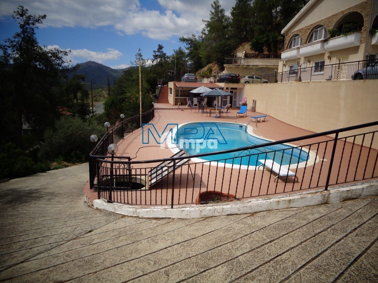 6+ Bedroom House for Sale in Kapedes, Nicosia District