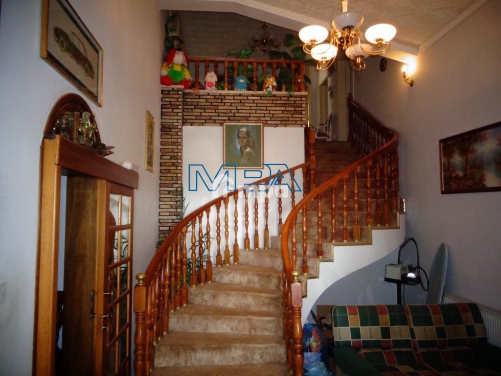 6+ Bedroom House for Sale in Kapedes, Nicosia District